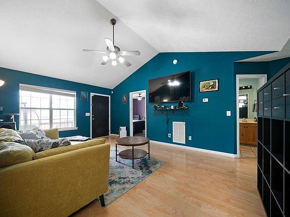 4th image of 366 Pathfinder Cir SE