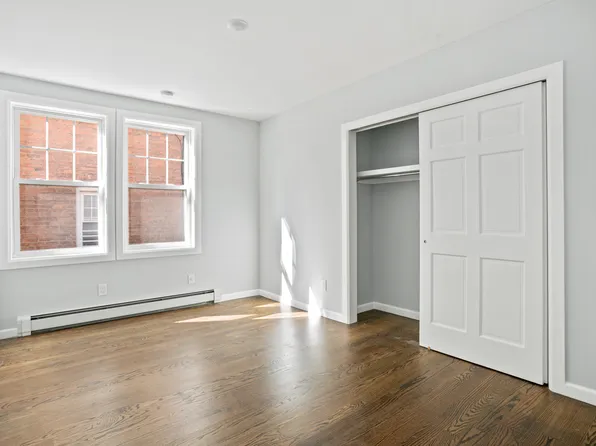 6158 Liebig Avenue image 3 of 9