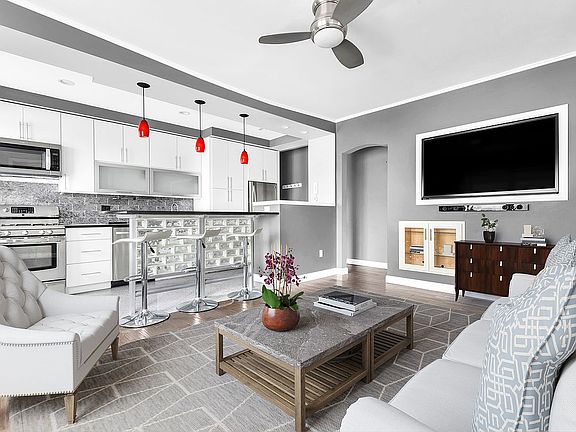 3rd image of 130 Bay Ridge Pkwy APT 6C