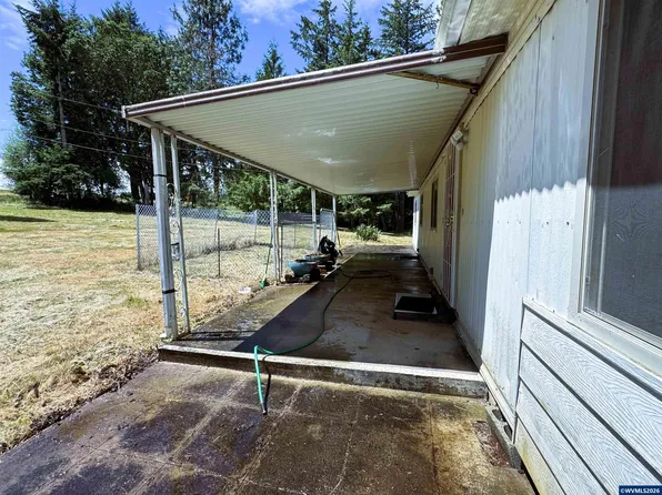 27690 Fern Ridge Rd, Sweet Home, OR 97386
