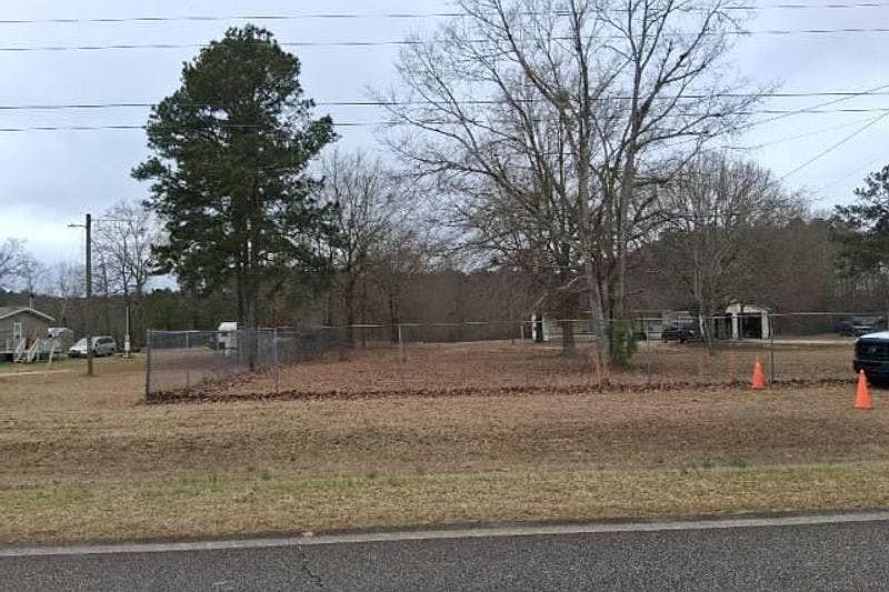 2nd image of 2382 Beulah Rd