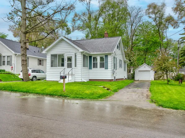 142 Peach St, Jackson, MI 49202