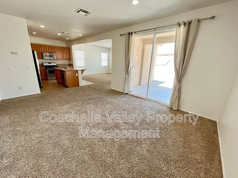 62806 Kitetail Dr — Photo 8