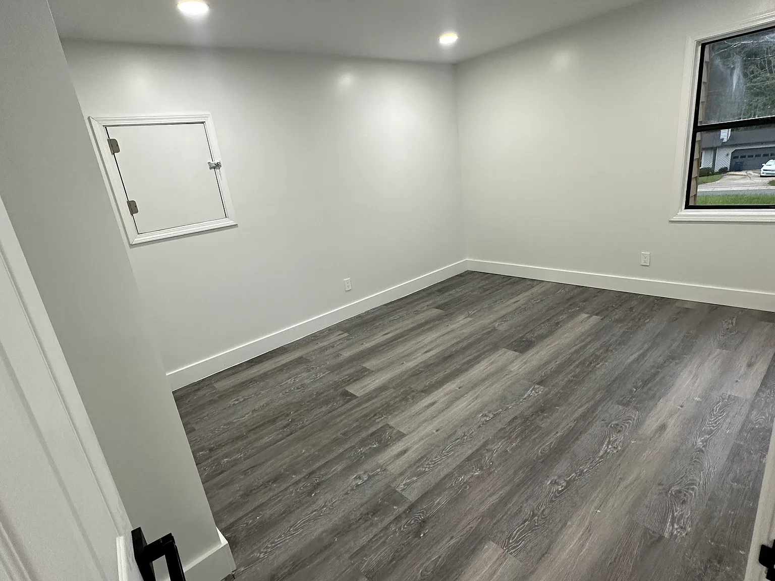 425 Ridgemont Dr — Photo 4