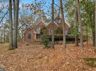 19 Woodview Dr, Cartersville, GA 30120