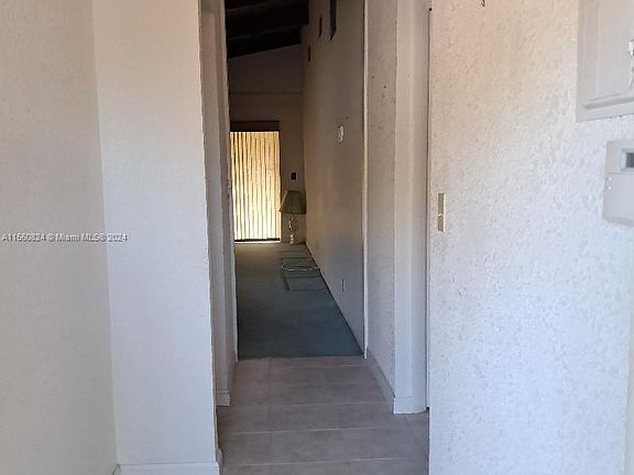 5th image of 224 Briarwood Cir #1-10
