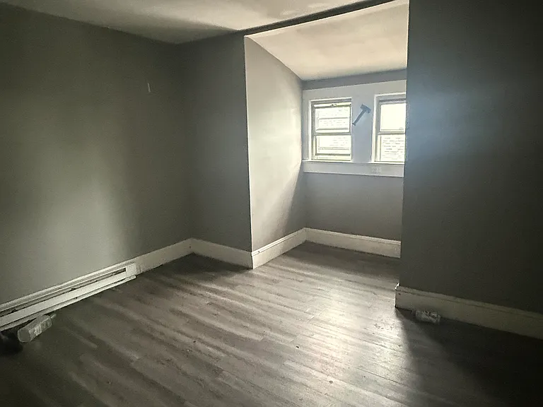 320 New York St #3 — Photo 2