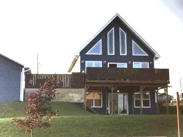 4 Ross Avenue, Stephenville, NL A2N0B1
