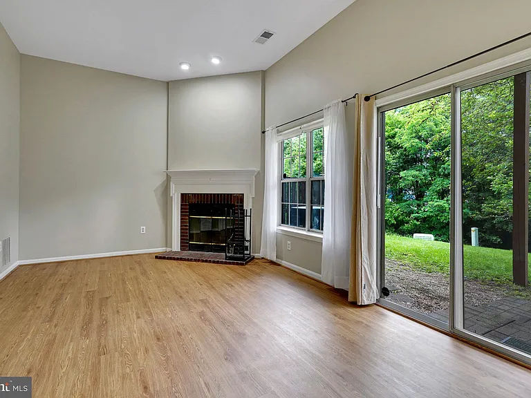 44030 Gala Cir — Photo 24