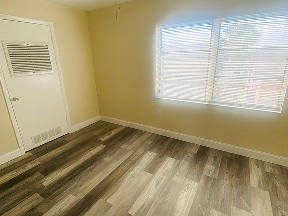 5th image of 5060 76th Ave N APT 303