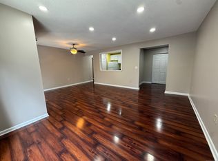 175 Mill Pond Rd UNIT 215, Hamden, CT 06514