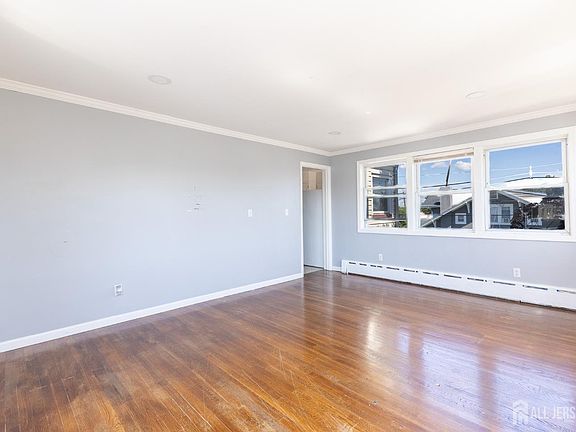 2nd image of 187 Main St #2-F