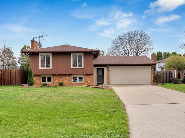 10162 Aspen Ln, Windsor, ON N8R 2B8