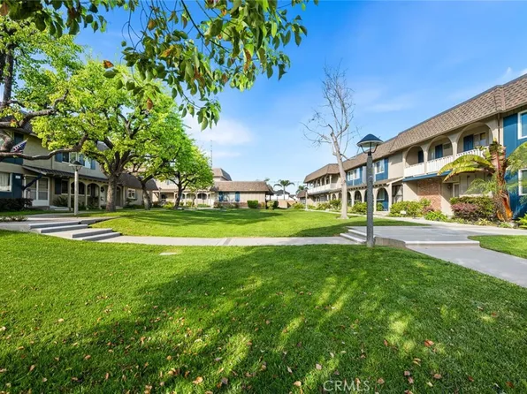 4385 Larwin Ave, Cypress, CA 90630