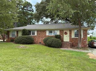 99 A&b Montague Rd, Greenville, SC 29617