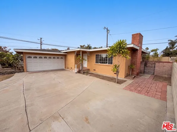 1426 S Rita Way, Santa Ana, CA 92704