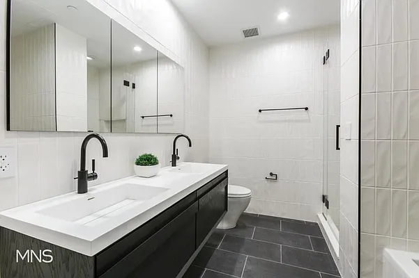 Sold by MNS | media 43