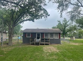 24857 Lakeview Dr, Mathis, TX 78368