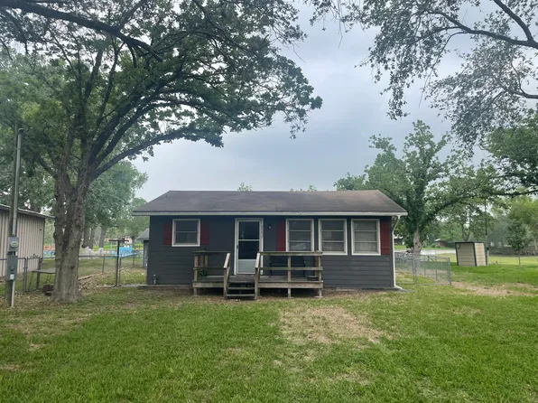 24857 Lakeview Dr, Mathis, TX 78368