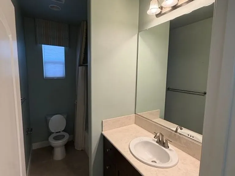 9580 Casa Bella Ct — Photo 32