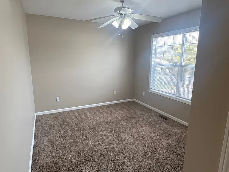 1426 N Kinser Pike #6F — Photo 2