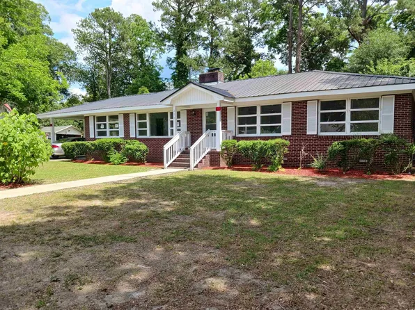 213 W Marion St., Mullins, SC 29574