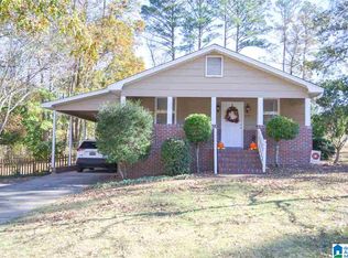 606 Ridgeway Dr, Oneonta, AL 35121