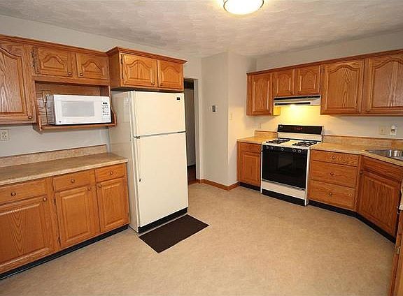 5th image of 4755 Fiji Dr