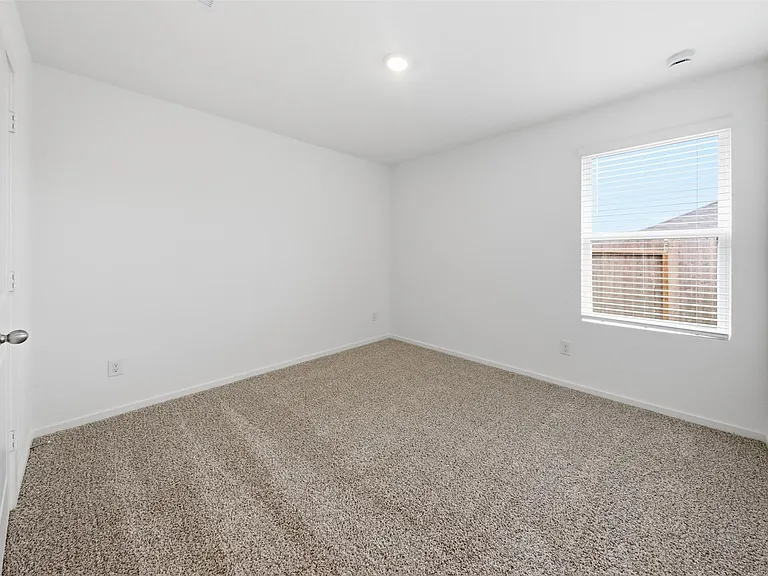 40810 Hawthorne Glades St — Photo 20