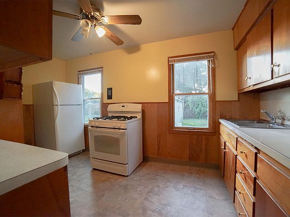 3rd image of 4014 Stratmore Ave