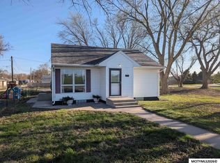 1219 12th St NW, Mason City, IA 50401