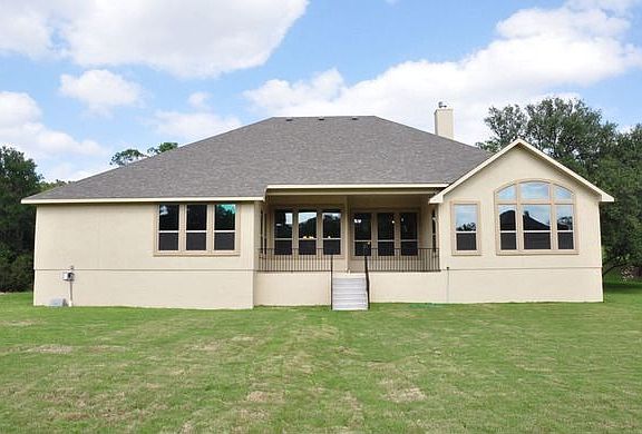 The Lauren II D Rear with Covered Patio