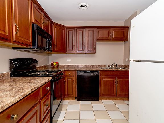 5th image of 430 Walnut Creek Ln Unit 2301
