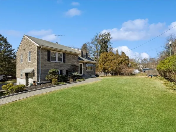 270 S Greenbush Road, Blauvelt, NY 10913