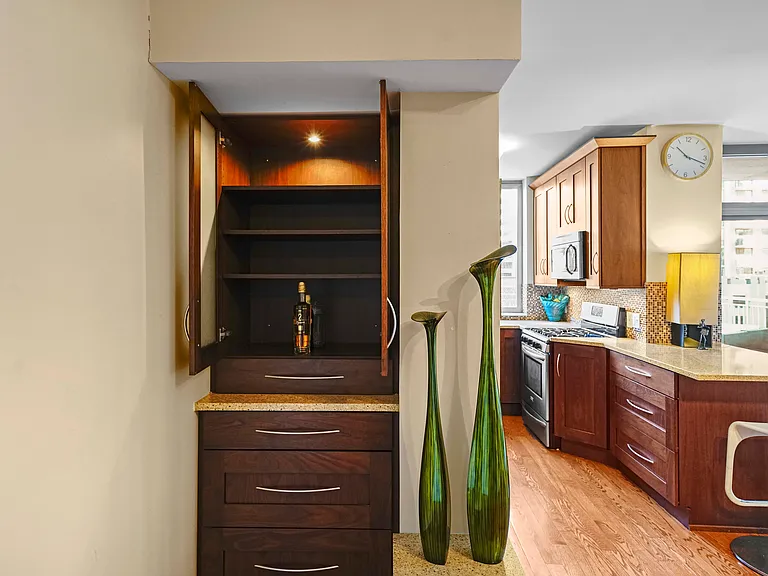 625 N Dearborn St #960 — Photo 20