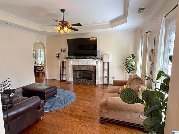 5th image of 501 Magnolia Crest Cir