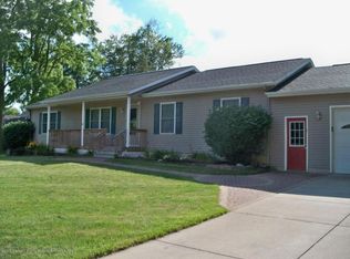 705 Church St, Grand Ledge, MI 48837