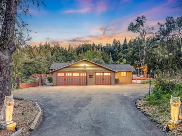 22108 Call Of The Wild Rd, Los Gatos, CA 95033