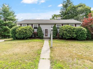 9 E Park Rd, Sterling, MA 01564