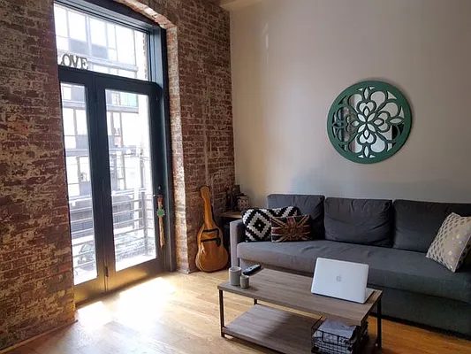 Rented by Gold-Stone Realty | media 28