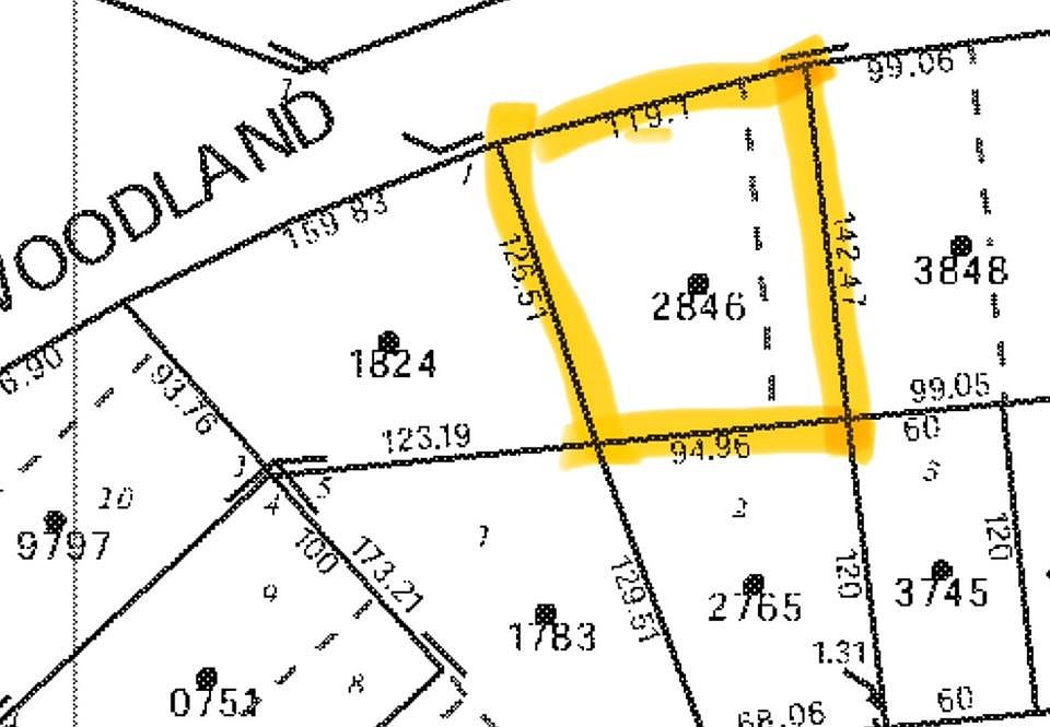 2nd image of 127 Woodland Rd