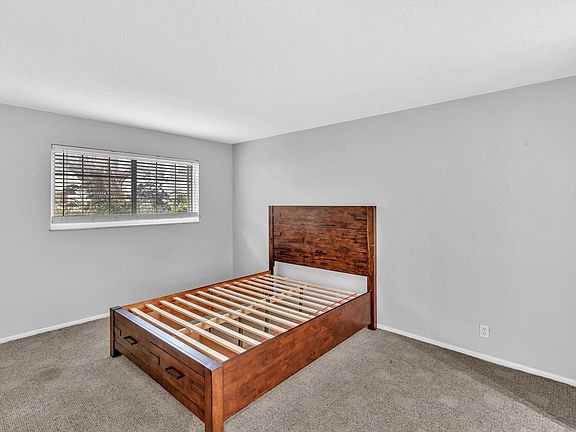 3rd image of 3002 NE 5th Terrace #110B