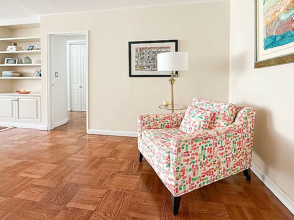 2nd image of 505 E 79th St APT 5L