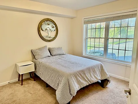 330 Crystal Ave #19 — Photo 8