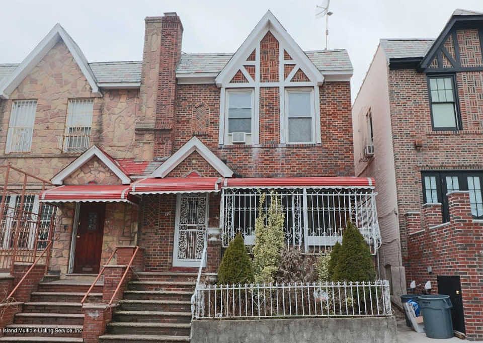 1st image of 30 Balfour Pl