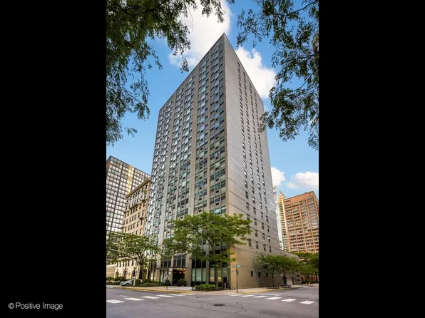 253 E. Delaware #18AB, Chicago, IL 60611