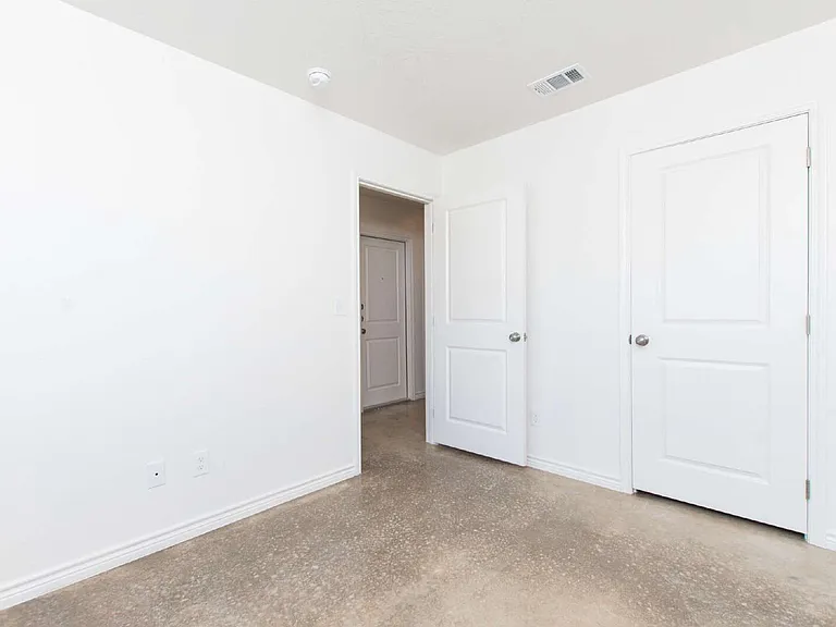 1301 Concord Dr — Photo 20