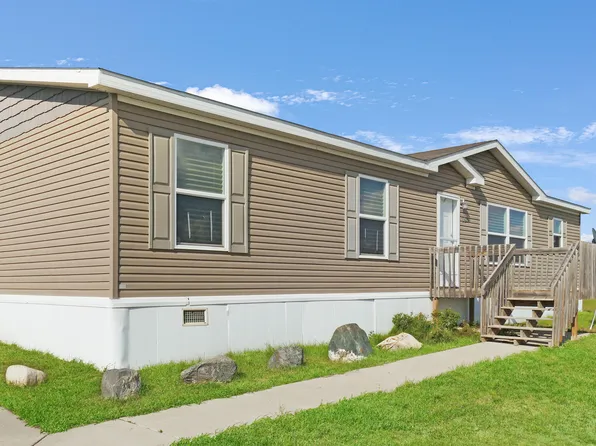 12423 59k St NW, Epping, ND 58843