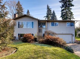 17833 NE 33rd St, Redmond, WA 98052