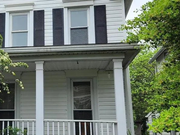 305 Brunswick St, Brunswick, MD 21716